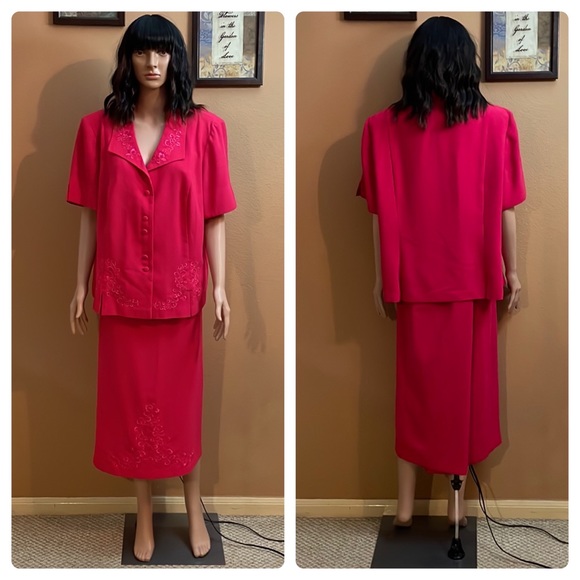 Pink Suit (2 pc) - Picture 2 of 16